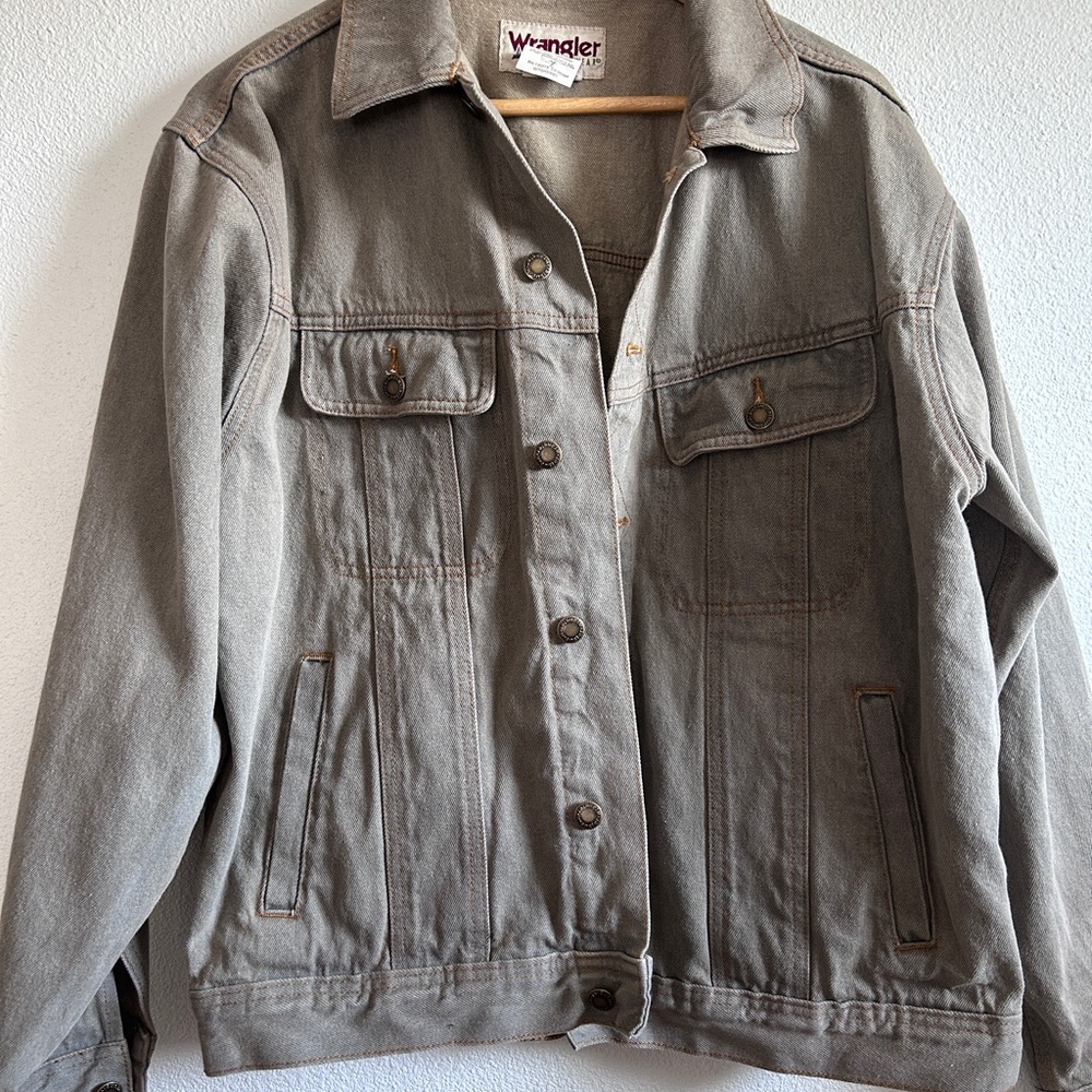 Wrangler Women's Stone Gray Jean Jacket